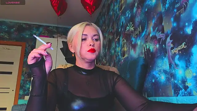 Snow Goddess online show from 10.01.25