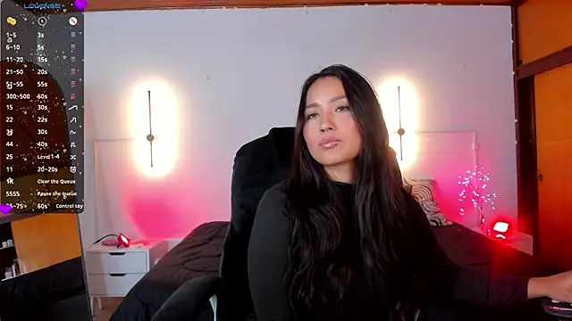 Snapshot of _gaby2 chatting on 01.13.25 gaby2 online show from 01.13.25