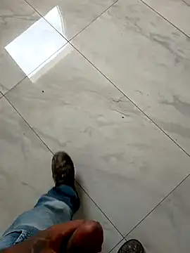 Snapshot of MorenoTatu chatting on 04.10.26 MorenoTatu online show from 04.10.26