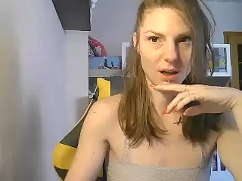 Snapshot of Feli_blue chatting on 12.11.24 Feli blue online show from 12.11.24