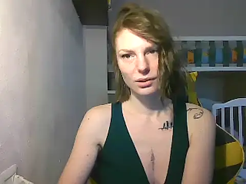 Snapshot of Feli_blue chatting on 02.11.25 Feli blue online show from 02.11.25