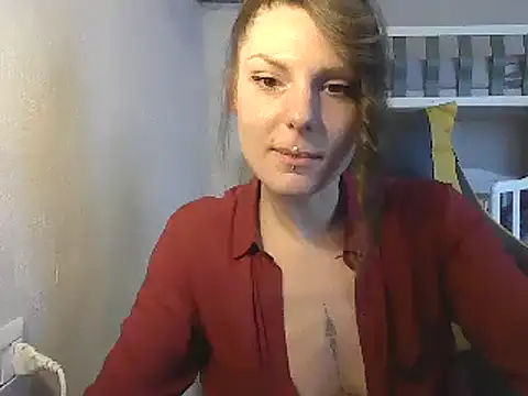 Snapshot of Feli_blue chatting on 03.10.25 Feli blue online show from 03.10.25