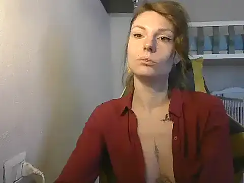 Snapshot of Feli_blue chatting on 03.21.25 Feli blue online show from 03.21.25