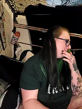 Bunny Cummings online show from 10.29.25