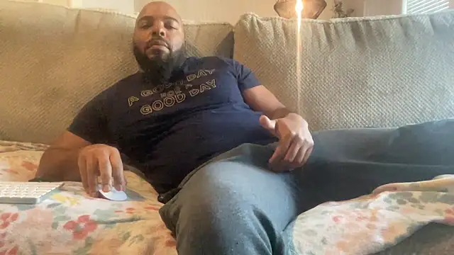 Snapshot of Bbcfun44 chatting on 12.18.24 Bbcfun44 online show from 12.18.24