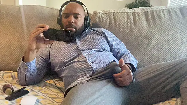 Snapshot of Bbcfun44 chatting on 01.06.25 Bbcfun44 online show from 01.06.25