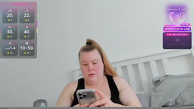 Busty-BBW-Emilie online show from 07.12.26