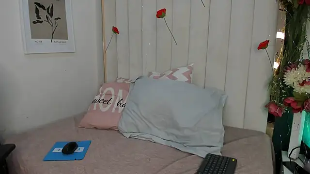 margot smith  online show from 02.20.26