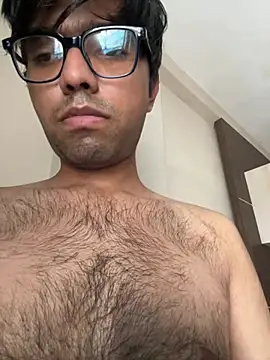 BoyzaraHatke online show from 04.17.26