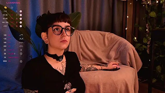 MichaellaMoon online show from 12.07.24