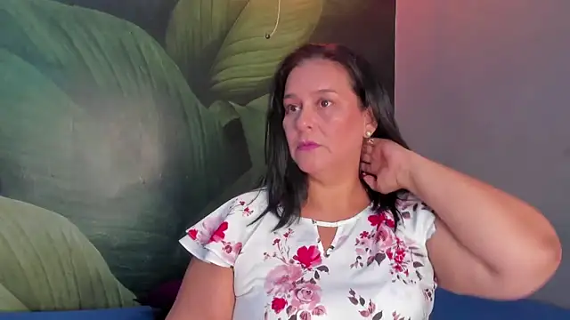 Sharllot bbw online show from 12.30.24