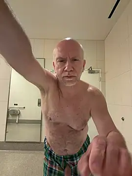 FLSexyGuy online show from 04.19.26