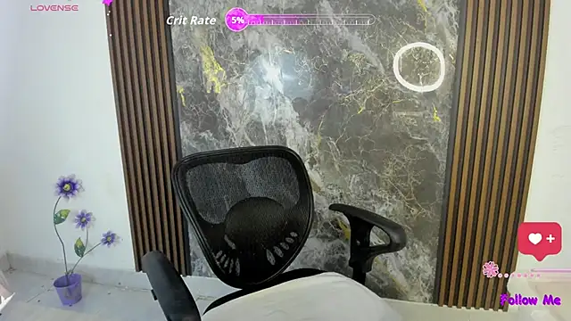 Snapshot of nicol_jone1 chatting on 10.04.25 nicol jone1 online show from 10.04.25