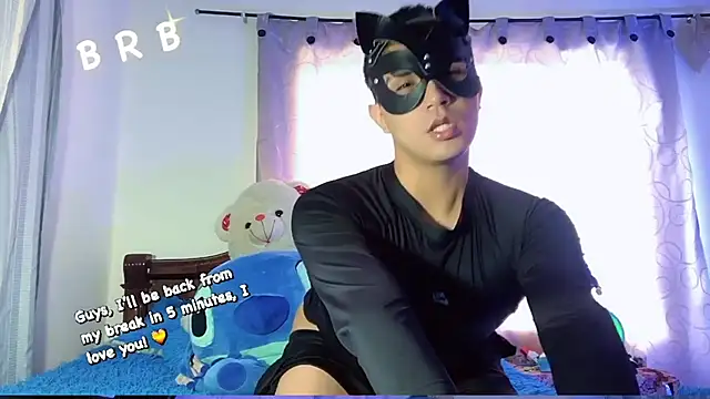 Snapshot of Chris_Maddox chatting on 02.21.25 Chris Maddox online show from 02.21.25