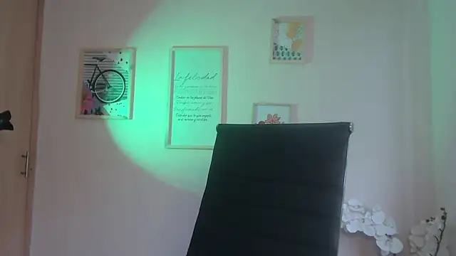 lucy diiaz online show from 02.09.25