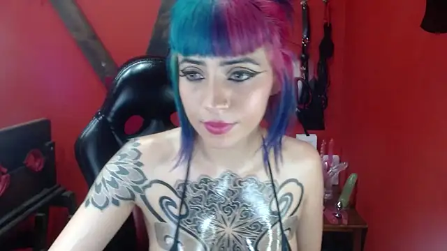 Snapshot of AlissaPeachx chatting on 01.08.25 AlissaPeachx online show from 01.08.25