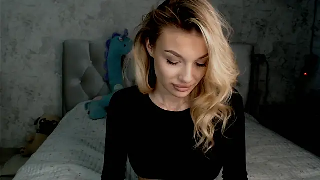 Snapshot of Ella_Milla chatting on 07.02.26 Ella Milla online show from 07.02.26
