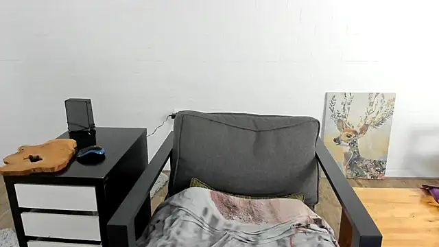 MendiPetite online show from 02.06.25