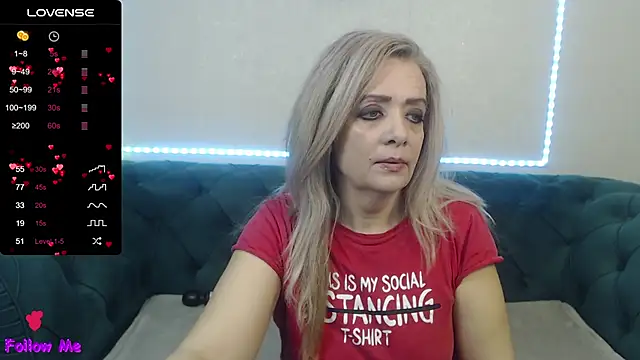 Snapshot of IvanaCharm chatting on 02.07.25 IvanaCharm online show from 02.07.25