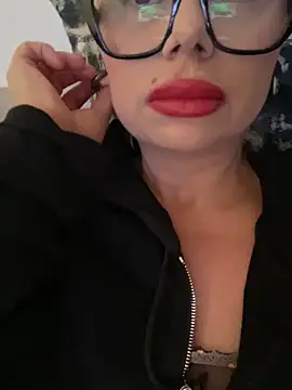 luna 14 online show from 10.14.25