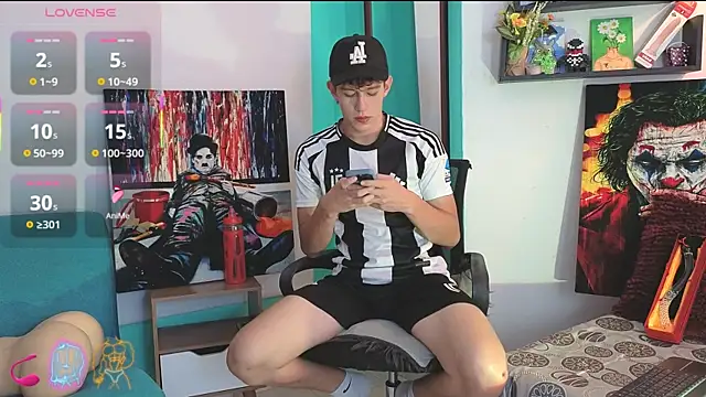 flowers18 online show from 04.14.26