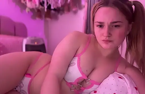 pinkie piexx online show from 02.14.25