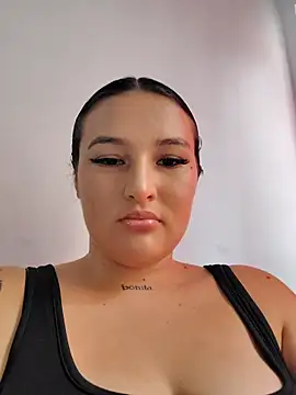 Celeste camila18 online show from 09.17.25