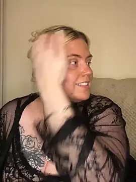 Blondiee3088 online show from 01.20.25