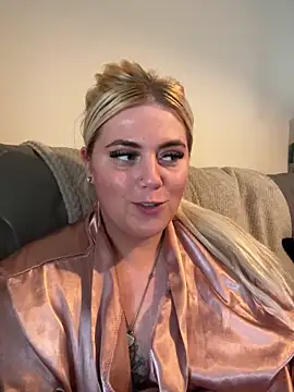 Blondiee3088 online show from 03.20.25