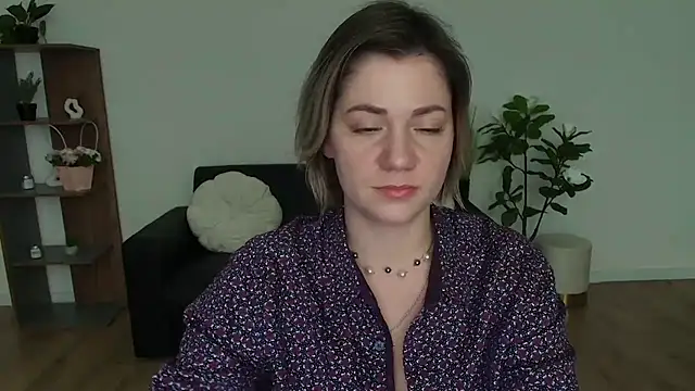 MariaSttone online show from 12.05.24