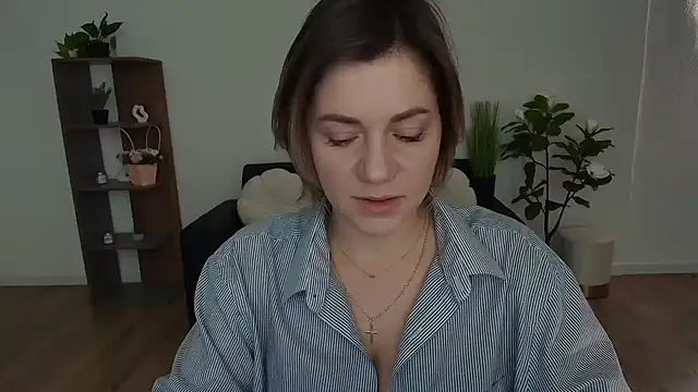 MariaSttone online show from 12.14.24