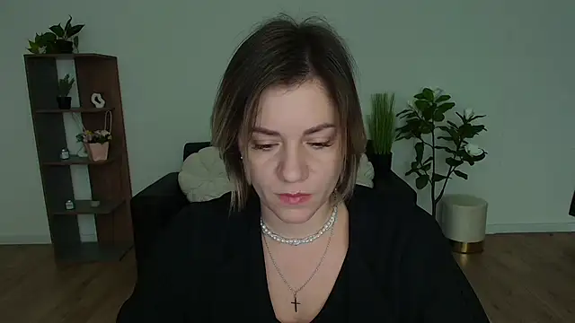 MariaSttone online show from 12.16.24