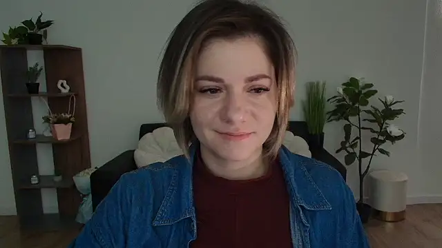 MariaSttone online show from 12.24.24