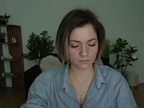 MariaSttone online show from 01.07.25