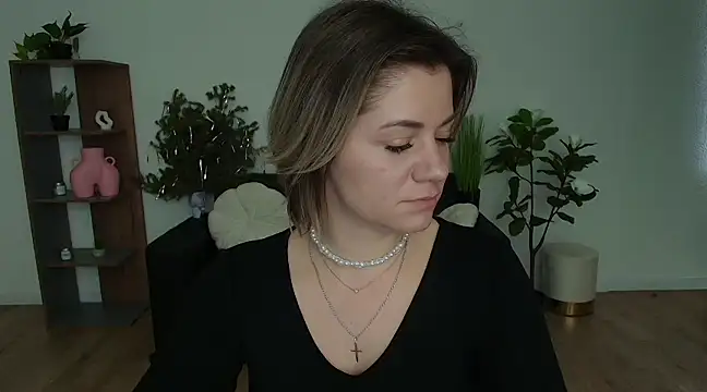 MariaSttone online show from 01.10.25