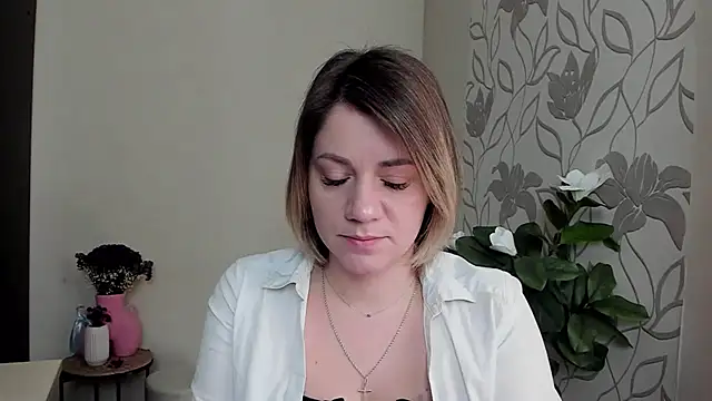 MariaSttone online show from 02.25.25