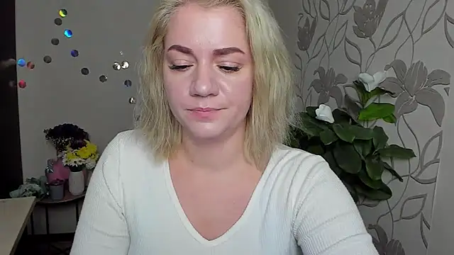 MariaSttone online show from 11.22.25