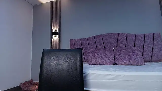 AntonellaRosee  online show from 09.10.25