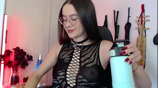 Alisson Beckett online show from 04.09.26