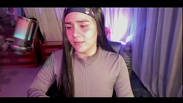 Snapshot of isabelacooperr chatting on 02.10.26 isabelacooperr online show from 02.10.26