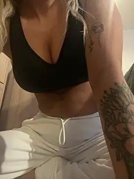 Busty-Bambi online show from 03.05.25