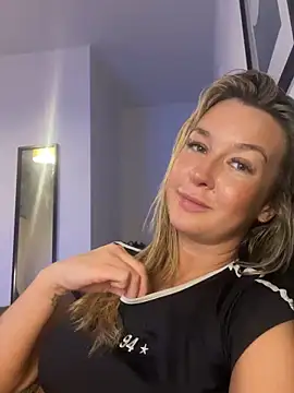 Busty-Bambi online show from 03.12.25