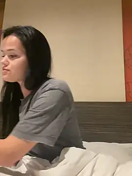 English-Chloe96 online show from 12.04.24