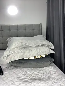 prettiepearl online show from 02.09.26