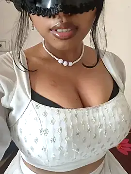 Snapshot of sandy_naughty chatting on 01.26.25 sandy naughty online show from 01.26.25