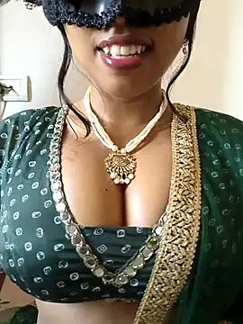 Snapshot of sandy_naughty chatting on 02.17.25 sandy naughty online show from 02.17.25