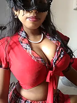 Snapshot of sandy_naughty chatting on 09.21.25 sandy naughty online show from 09.21.25