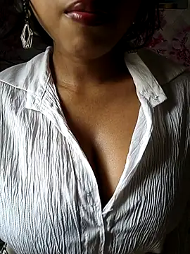 sandy naughty online show from 02.05.26