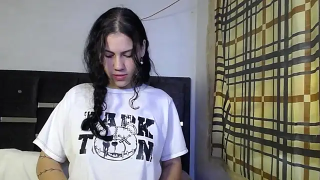 Snapshot of realshy-Stepsis chatting on 03.24.26 realshy-Stepsis online show from 03.24.26