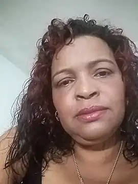Snapshot of _violetta_- chatting on 02.10.25 violetta - online show from 02.10.25